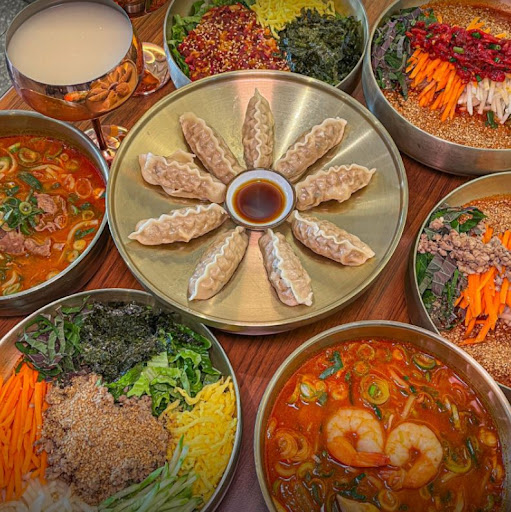 부자면 본점의 새우 국수로 진한 새우 고추기름 맛을 만끽하세요!